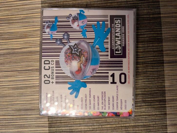 Lowlands Paradise 2002 - 2CD + Bonus CD, Cd's en Dvd's, Cd's | Overige Cd's, Zo goed als nieuw, Boxset, Ophalen of Verzenden