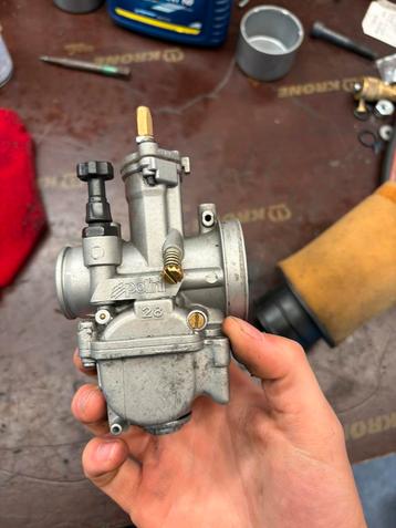 Polini 28mm pwk caeburateur beschikbaar voor biedingen