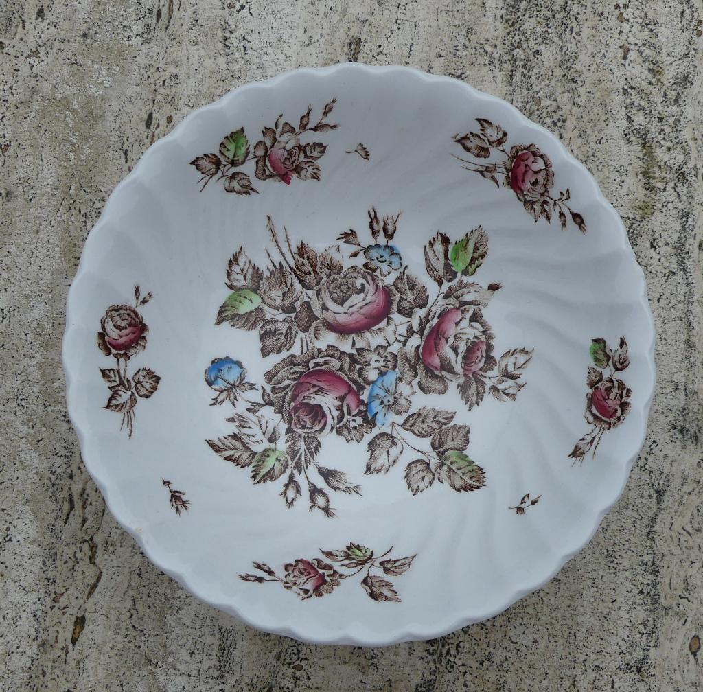 Johnson Brothers Devon Sprays Multicolor Gebak Stel, Ophalen of Verzenden, Zo goed als nieuw, Bord(en), Wedgwood