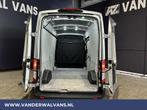 Ford Transit 2.0 TDCI 131pk L3H3 Euro6 Airco | Camera | Appl, Auto's, Bestelauto's, Voorwielaandrijving, Stof, 4 cilinders, 2500 kg
