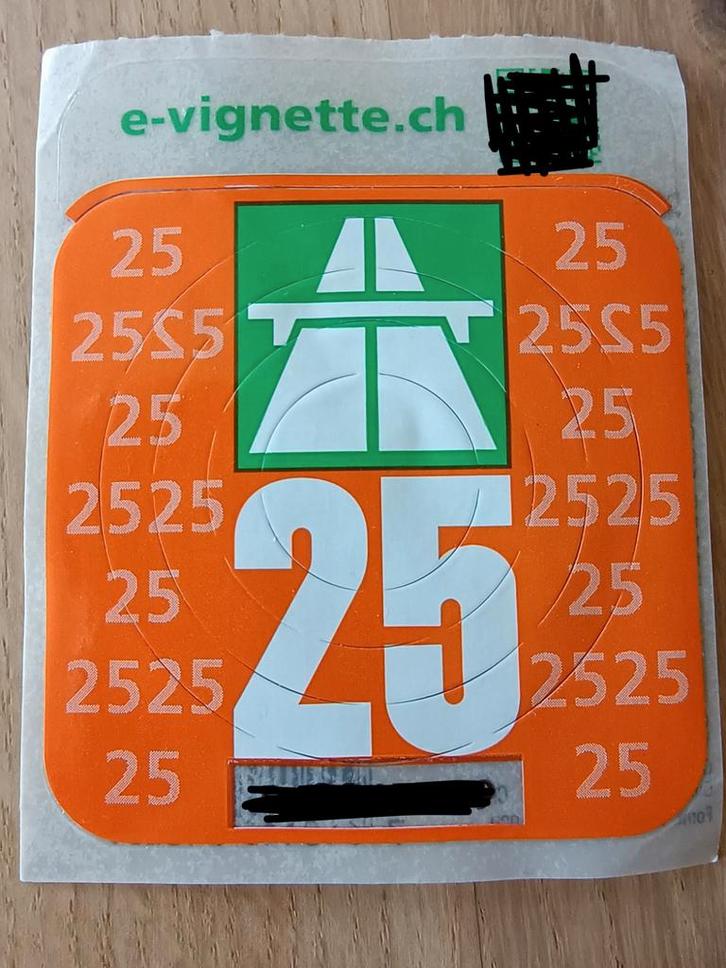 Zwitserland autobahn vignet incl. verplichte aankoopbon, Tickets en Kaartjes, Autovignetten, Drie personen of meer