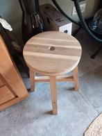 Houten Krukje - Rond, Ophalen, Bruin, Scandinavisch, Zo goed als nieuw