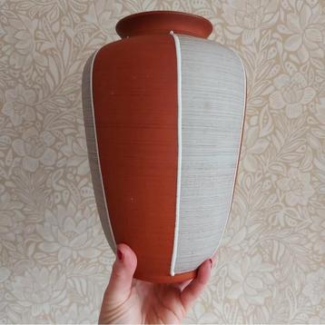 Jaren 60 West-Germany keramiek vaas midcentury design beschikbaar voor biedingen