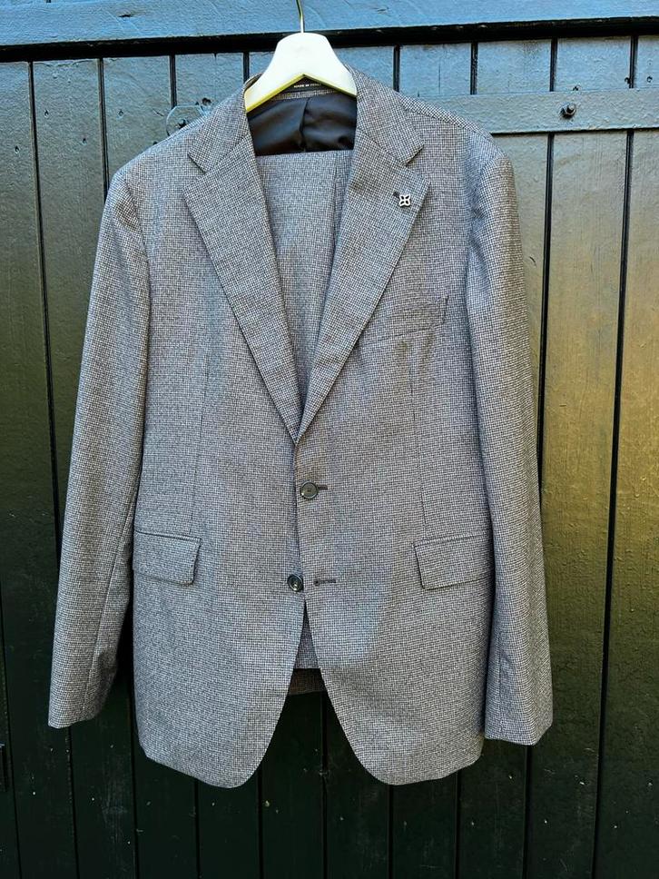 Tagliatore Kostuum Maat 52 - Italiaans Design, Kleding | Heren, Kostuums en Colberts, Zo goed als nieuw, Maat 52/54 (L), Bruin