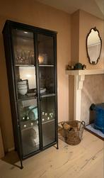 Ptmd Stalen Kast met Glazen Deuren, Huis en Inrichting, Kasten | Vitrinekasten, Ophalen, 50 tot 100 cm, Zo goed als nieuw, Metaal