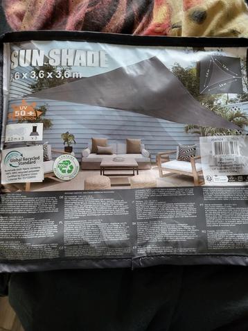 Nieuwe Schaduwdoek 3.6x3.6x3.6m beschikbaar voor biedingen