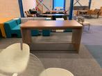 2 x Hoge vergadertafel, bruin eiken, 220 x 90 cm., Huis en Inrichting, Ophalen, Gebruikt