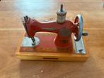 Antieke naaimachine klein vintage, Antiek en Kunst, Antiek | Naaimachines, Ophalen