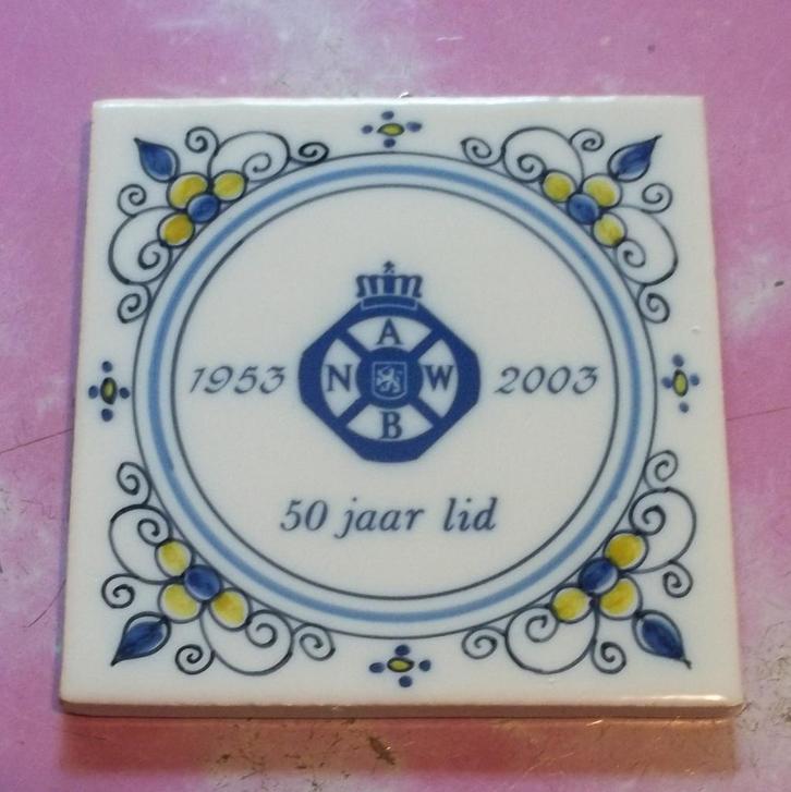 Makkums tegeltje – 50 jaar lid ANWB 2003, Auto diversen, Auto-accessoires, Zo goed als nieuw, Ophalen of Verzenden