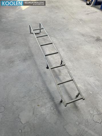 Ladder imperiaal  beschikbaar voor biedingen