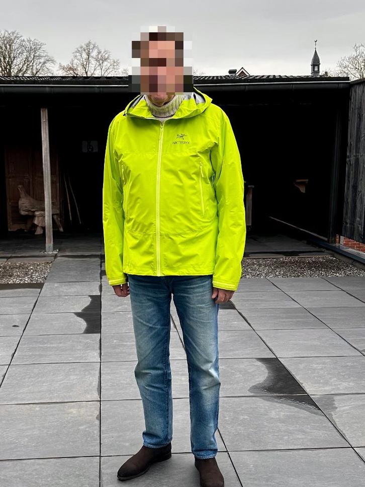 Nieuwstaat verkerende Arcteryx Beta SL kleur citroen maat L, Kleding | Heren, Jassen | Zomer, Zo goed als nieuw, Maat 52/54 (L)