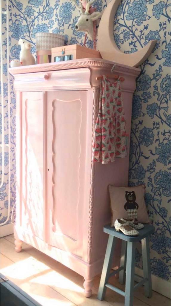 Roze Brocante Meidenkast, Antiek en Kunst, Antiek | Meubels | Kasten, Ophalen
