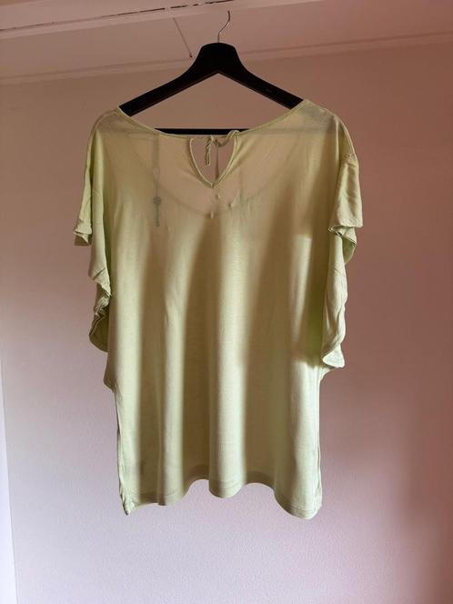 Zachtgroen summum shirt maat 38, Kleding | Dames, T-shirts, Zo goed als nieuw, Maat 38/40 (M), Groen, Korte mouw, Ophalen of Verzenden