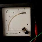 Nieaf voltmeter tot 30 volt., Gebruikt, Ophalen of Verzenden