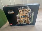 Lego 10278 - Police Station ~ NISB, Kinderen en Baby's, Speelgoed | Duplo en Lego, Ophalen of Verzenden, Nieuw