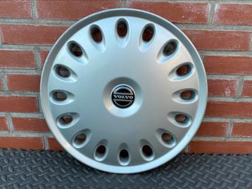 1 originele Volvo V40 en S40 wieldop 15 inch beschikbaar voor biedingen