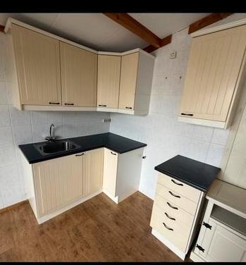IKEA Hoekkeuken Crème - Compleet, Huis en Inrichting, Keuken | Complete keukens, Zo goed als nieuw, Hoekkeuken, Crème, Ophalen
