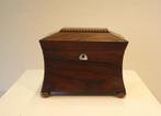 Antiek theekistje, opbergkistje, Antiek en Kunst, Ophalen of Verzenden