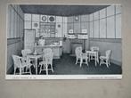 Den haag - Interieur personeel Clubgebouw Lawn Tennis WW, Ophalen of Verzenden, Voor 1920, Gelopen, Zuid-Holland