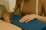 Coupeuse beschikbaar - Reparatie en aanpassing van kleding, Ophalen, Zo goed als nieuw, Onder de knie