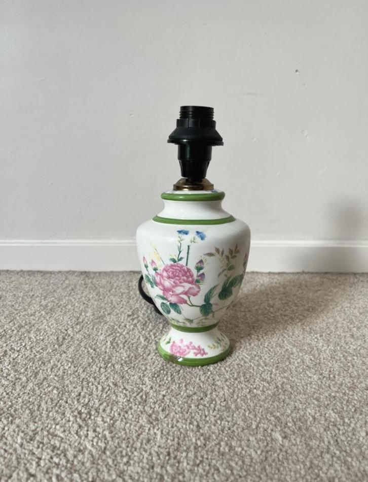Schattig nachtlampje met bloemen, 20x7,5cm. Brocante vintage, Huis en Inrichting, Lampen | Tafellampen, Gebruikt, Minder dan 50 cm