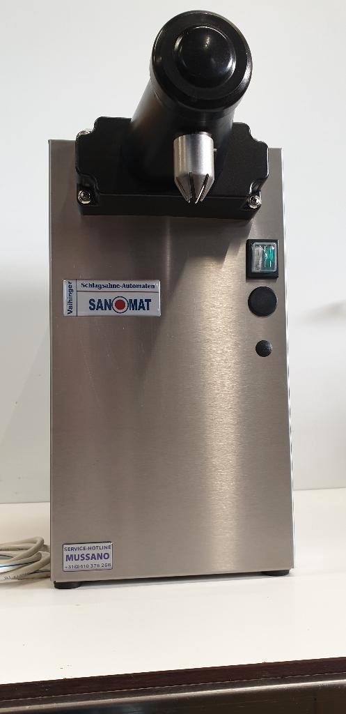 Slagroommachine 2 ltr. Sanomat Favoriet, Zakelijke goederen, Horeca | Keukenapparatuur, Gebruikt, Ophalen of Verzenden
