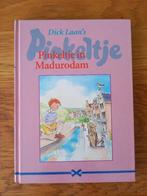 Pinkeltje 2 - Pinkeltje in Madurodam, Boeken, Fictie algemeen, Dick Laan, Ophalen of Verzenden, Zo goed als nieuw