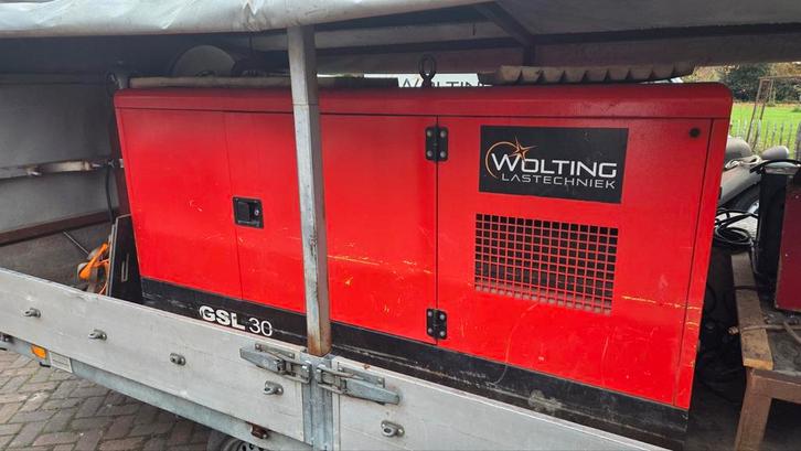 30kva pramac generator aggregaat, Doe-het-zelf en Verbouw, Aggregaten, Zo goed als nieuw, Benzine, 30 kVA of meer, Elektrisch startend