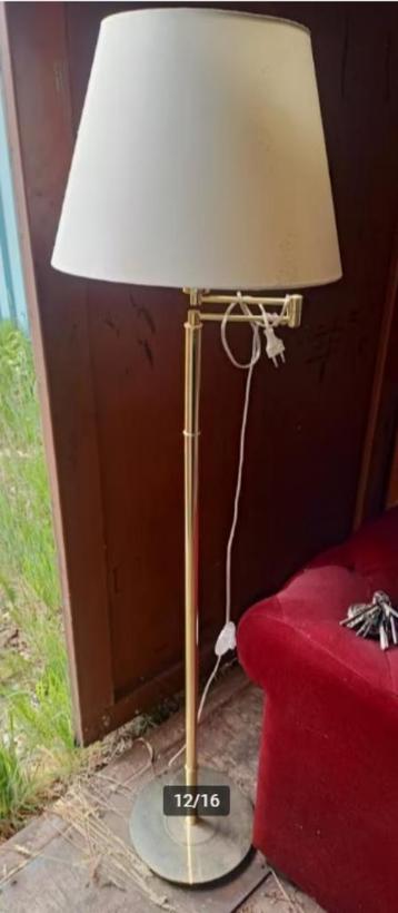 lamp beschikbaar voor biedingen