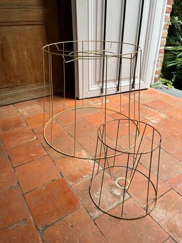 VINTAGE LAMPENKAP FRAMES DRAAD MODEL GROOT beschikbaar voor biedingen