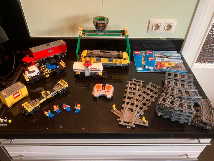 Lego 7939 cargo train. Trein rails compleet (f79), Kinderen en Baby's, Speelgoed | Duplo en Lego, Gebruikt, Lego, Complete set