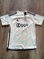 Ajax tenue maat M 2023 2024 nieuw incl. Prijskaartje, Sport en Fitness, Voetbal, Nieuw, Shirt, Maat M, Ophalen