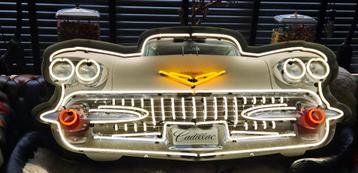 FIFTIES SIXTIES NEONVERLICHTING CADILLAC 160 CM BREED  beschikbaar voor biedingen