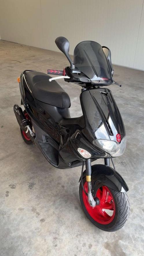Gilera Runner 70cc Malossi MHR brom, Fietsen en Brommers, Scooters | Piaggio, Gebruikt, Overige modellen, Maximaal 45 km/u, Benzine