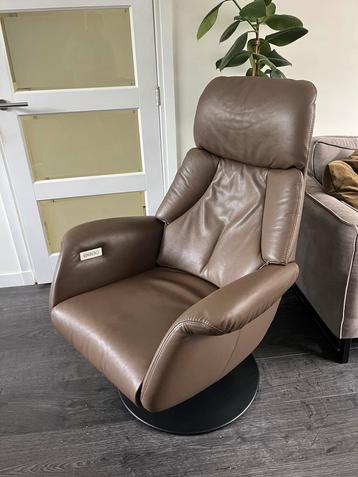 De Toekomst Relaxfauteuil Bruin Taupe Leer L Xl Op Accu beschikbaar voor biedingen