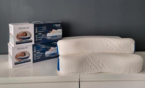 Ergonomisch hoofdkussen 2 x NIEUW!, Huis en Inrichting, Slaapkamer | Beddengoed, Nieuw, Kussen, Eenpersoons, Wit, Ophalen of Verzenden