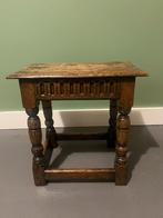 Antiek eikenhouten tafeltje / krukje, Antiek en Kunst, Antiek | Meubels | Tafels, Ophalen