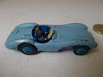 1958 Dinky Toys 104 ASTON MARTIN DB3 + DRIVER. I.g.st., Hobby en Vrije tijd, Modelauto's | 1:43, Ophalen of Verzenden, Zo goed als nieuw