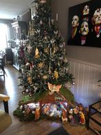 Een zeer oude goed onderhouden kerstgroep beelden 30 cm hoog, Ophalen, Zo goed als nieuw