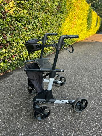 Rollator topro troja original size S met rugsteun softbanden beschikbaar voor biedingen
