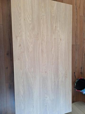 Stevige Salontafel met Gebruiksporen