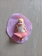 Kleine barbie Mattel baby popje Krissy, Ophalen of Verzenden, Zo goed als nieuw, Pop