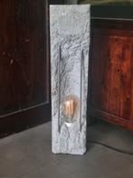Robuuste betonen lamp, Ophalen, Zo goed als nieuw