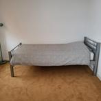 Ledikant + nachtkastje, Ophalen, 90 cm, Eenpersoons, Zo goed als nieuw