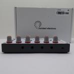 Twisted Electrons hapiNES L synthesizer | in Nette Staat, Zo goed als nieuw