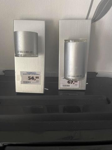 Set van 2 LED Wandlampen nieuw beschikbaar voor biedingen