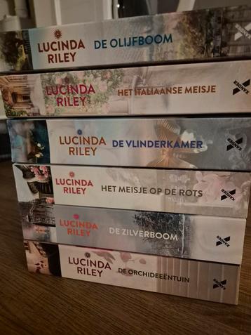 6 boeken van Lucinda Riley in goede staat beschikbaar voor biedingen