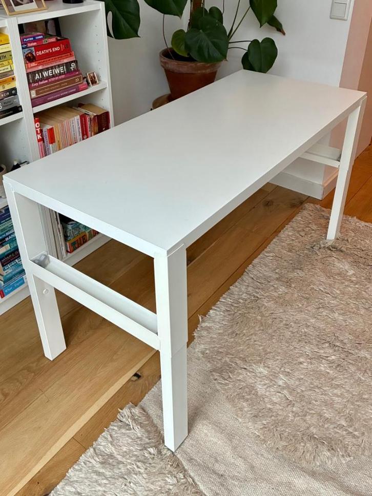 IKEA PAHL Desk, Huis en Inrichting, Bureaus, Zo goed als nieuw, Bureau, Ophalen