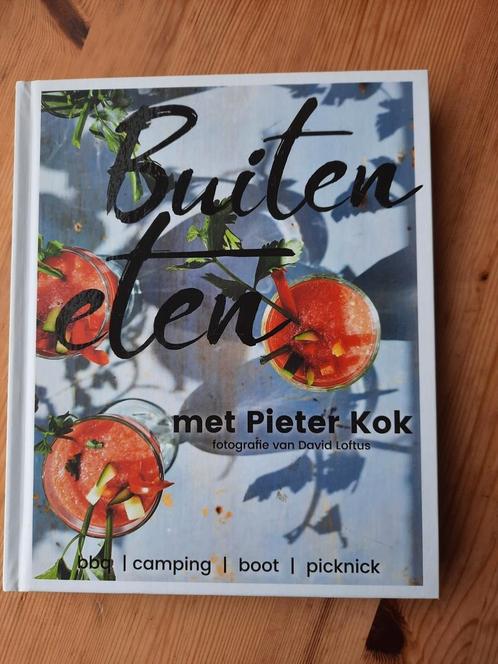 Pieter Kok - Buiten eten met Pieter Kok, Boeken, Kookboeken, Zo goed als nieuw, Ophalen of Verzenden