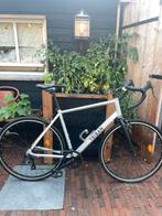 Triban racefiets, Fietsen en Brommers, Fietsen | Racefietsen, Overige merken, Minder dan 10 versnellingen, Aluminium, Ophalen of Verzenden